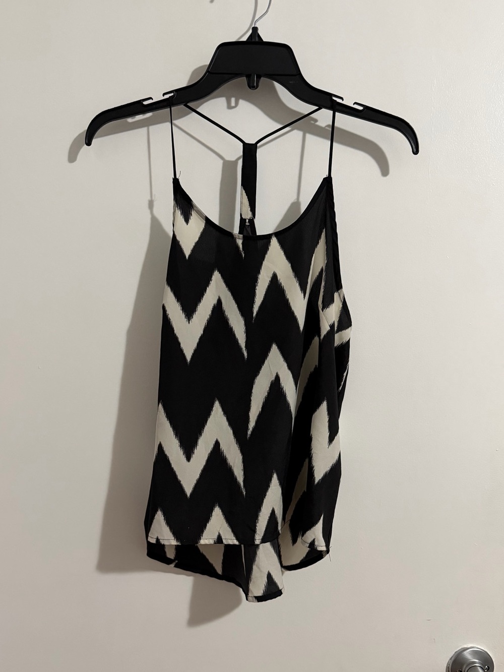 H&M Black & Cream Cami in Zigzag Print Top, Size L